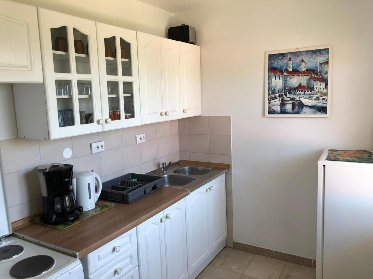Apartmani Area Doma トロギール エクステリア 写真